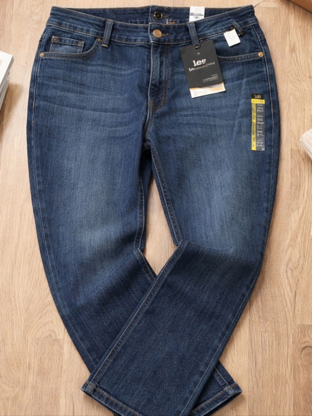 Lee Women's Dark Blue Ankle Jeans